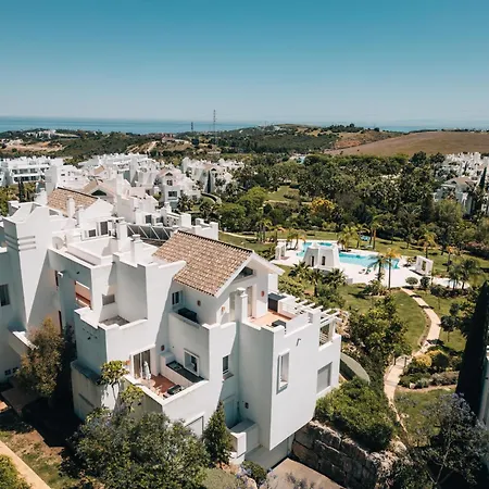 Frontline Golf Penthouse Alcazaba Lagoon - Ehhouse Apartment Estepona