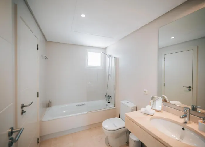 Frontline Golf Penthouse Alcazaba Lagoon - Ehhouse Apartment Estepona