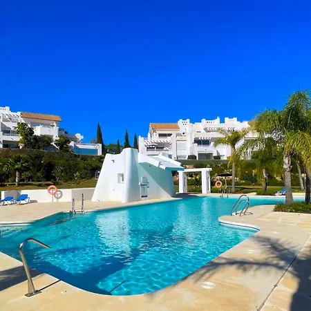 Luxury Penthouse Alcazaba Lagoon 622 Ehhouse * Estepona