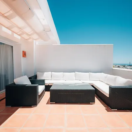 Frontline Golf Penthouse Alcazaba Lagoon - Ehhouse Estepona