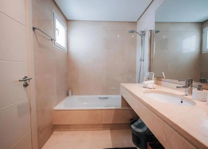 Frontline Golf Penthouse Alcazaba Lagoon - Ehhouse *