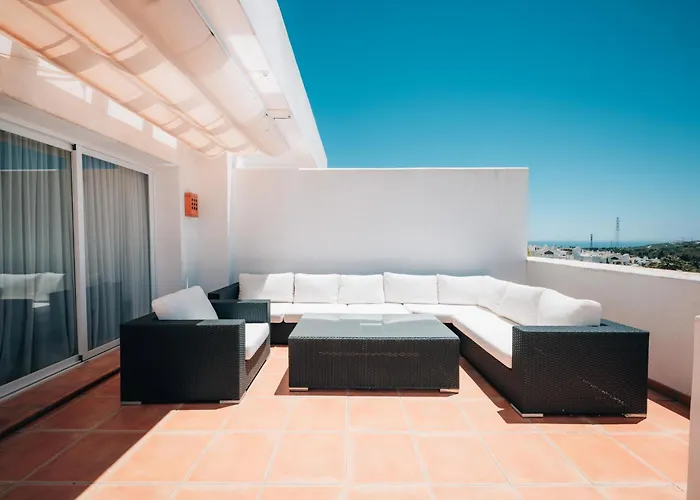 Frontline Golf Penthouse Alcazaba Lagoon - Ehhouse エステポナ