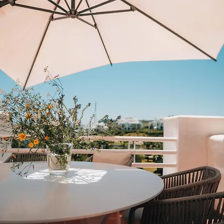 Frontline Golf Penthouse Alcazaba Lagoon - Ehhouse Estepona